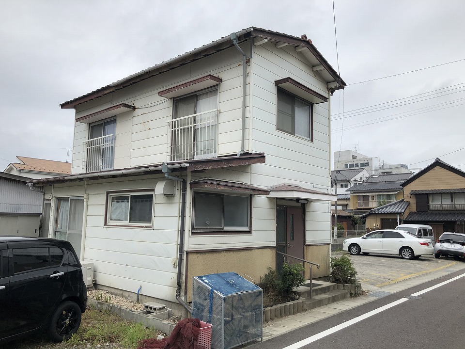 小名浜イオンモール徒歩3分☆650万円☆※駐車場無し※★1階リフォーム済み★