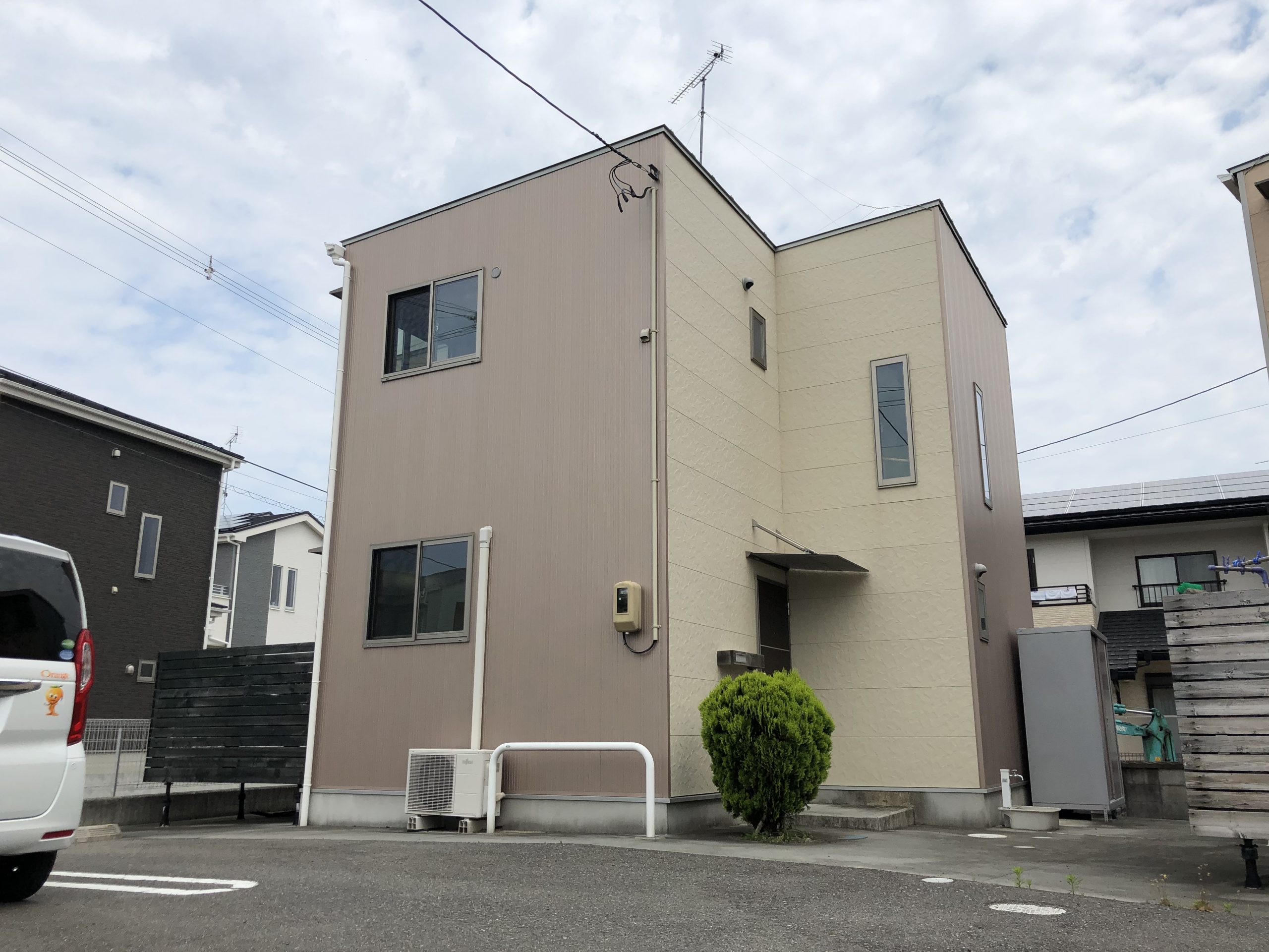 オンライン見学可●常磐西郷エリア*ファミリーにおすすめ3LDK\(^o^)/✦人気の戸建賃貸となります★★リビングで解放感のある空間★駐車場2台賃料込♪1階リビング戸建